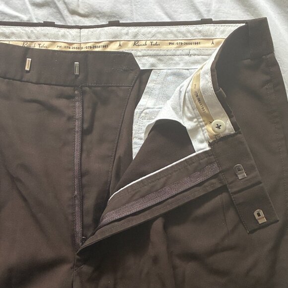 Tailored Men's Dark Brown Pleated Pants (34/31) - Picture 5 of 7